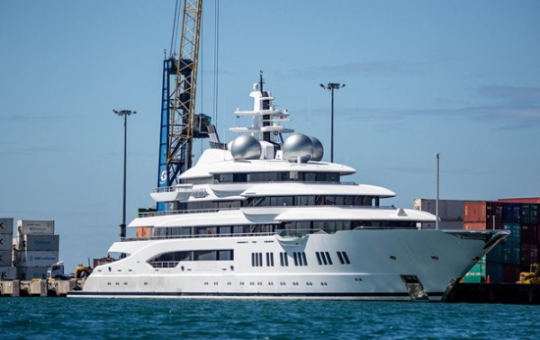 США продадуть суперяхту Amadea російського мільярдера Керімова США продадуть суперяхту Amadea російського мільярдера Керімова