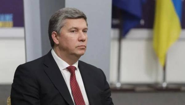 Карандєєв  Ростислав