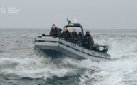 Українські музиканти передали розвідникам бойовий катер вартістю понад 10 мільйонів гривень. ВІДЕО