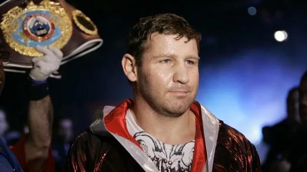 Султан Ібрагімов — колишній чемпіон світу за версією WBO