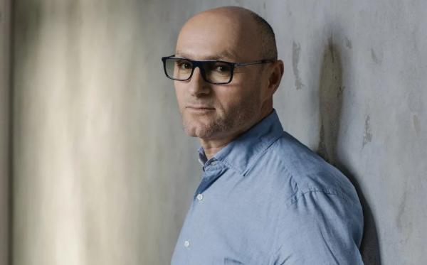 Дихне Євген