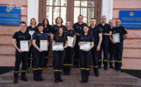 У Києві відзначили рятувальників за мужність під час ліквідації наслідків обстрілів