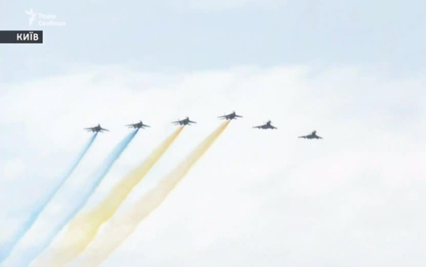 Парад у Києві на День Незалежності: онлайнСюжет Парад у Києві на День Незалежності: онлайнСюжет