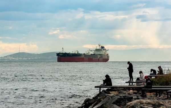 В Індії зупиняють закупівлю російської нафти - ЗМІ