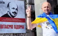 SWEET.TV три роки списував кошти з картки журналіста, який перебував у полоні