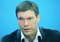 Путін може виставити свого кандидата проти Януковича – радник Азарова