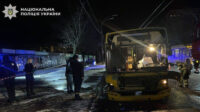 У Києві пролунав вибух в автобусі. Поліція з’ясовує обставини