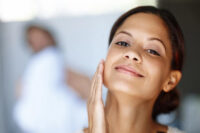 Дієтологи назвали 12 суперпродуктів для гладкої та сяючої шкіри