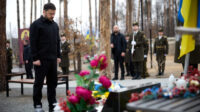 Річниця звільнення села Мощун на Київщині: президент вшанував пам’ять полеглих воїнів