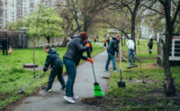Сьогодні до Дня довкілля в усіх районах столиці пройшли толоки