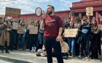 «Відсторонити Бугрова»: з якими вимогами студенти КНУ вийшли на протест