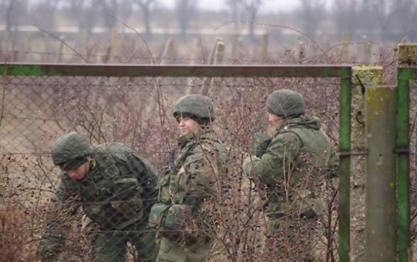 У Бельбеку українським військовим погрожують “жорсткими заходами”