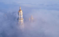Зображення Києво-Печерської Лаври в тумані стало найкращою роботою міста на фотоконкурсі «Вікі любить пам’ятки»