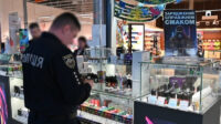 Тіньовий ринок вейпів: у Києві та інших регіонах провели понад 270 обшуків