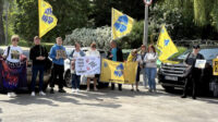 “3-4 місяці перетворилися на 4 роки тортур”: у Києві триває акція на підтримку полонених Маріупольського гарнізону