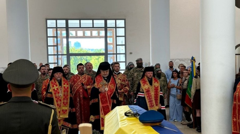 У Києві триває парастас за першим головою ОУН Коновальцем