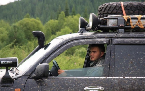Син Януковича був в авто, яке затонуло на Байкалі – ЗМІ Син Януковича був в авто, яке затонуло на Байкалі – ЗМІ
