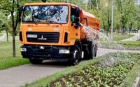Багаторічні квіти та декоративні злаки прикрасили Деснянський район